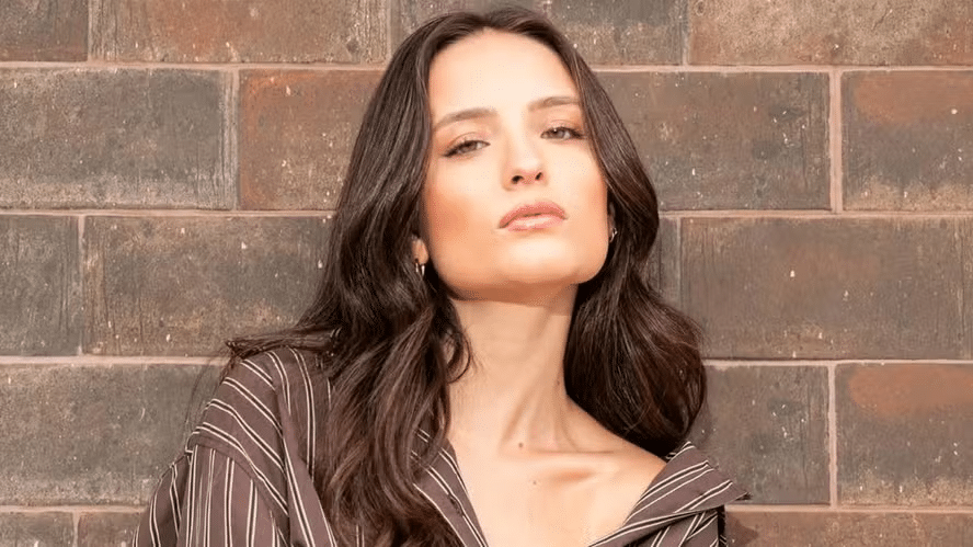 Globoplay será um dos produtores de filme sobre Carmen Miranda estrelado por Larissa Manoela 